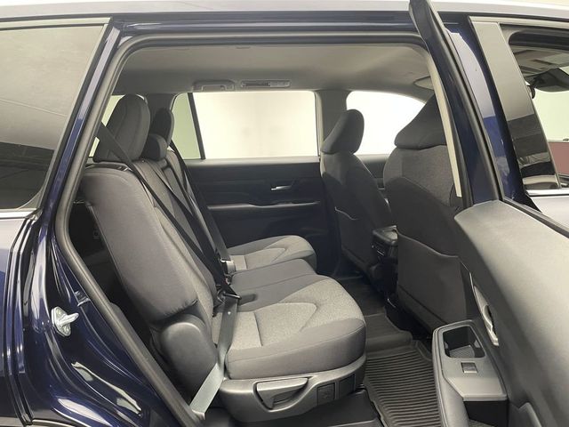 2025 Toyota Grand Highlander LE FWD - 22975372 - 35