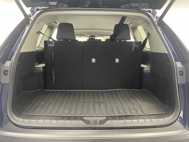 2025 Toyota Grand Highlander LE FWD - 22975372 - 39