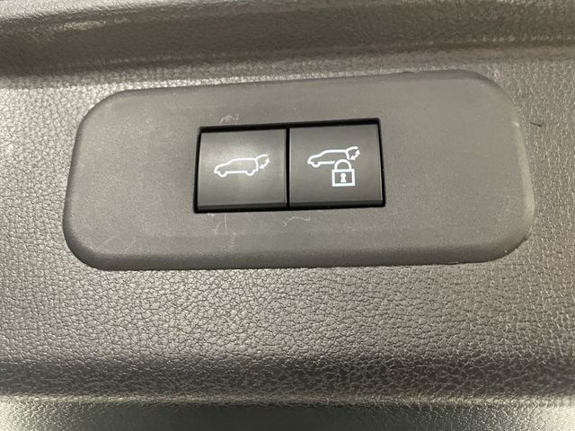 2025 Toyota Grand Highlander LE FWD - 22975372 - 42