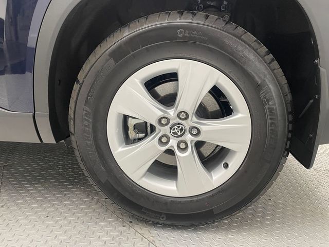 2025 Toyota Grand Highlander LE FWD - 22975372 - 47