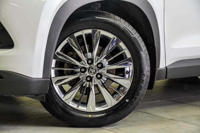 2025 Toyota Grand Highlander Platinum AWD - 23073069 - 3