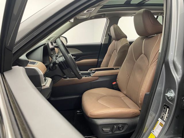 2025 Toyota Grand Highlander Platinum AWD - 22954594 - 12