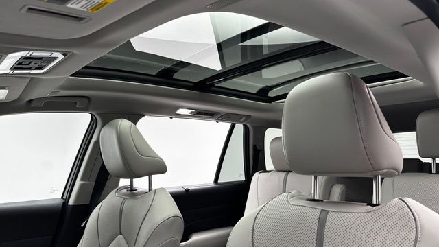 2025 Toyota Grand Highlander Platinum AWD - 23030376 - 14