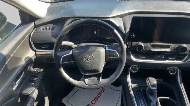2025 Toyota Grand Highlander XLE AWD - 23080209 - 11