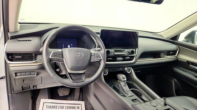 2025 Toyota Grand Highlander XLE AWD - 23091790 - 11