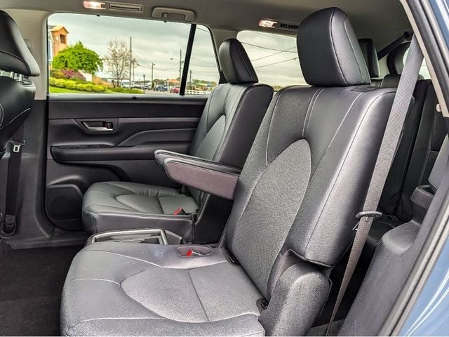 2025 Toyota Grand Highlander XLE FWD - 23018718 - 10