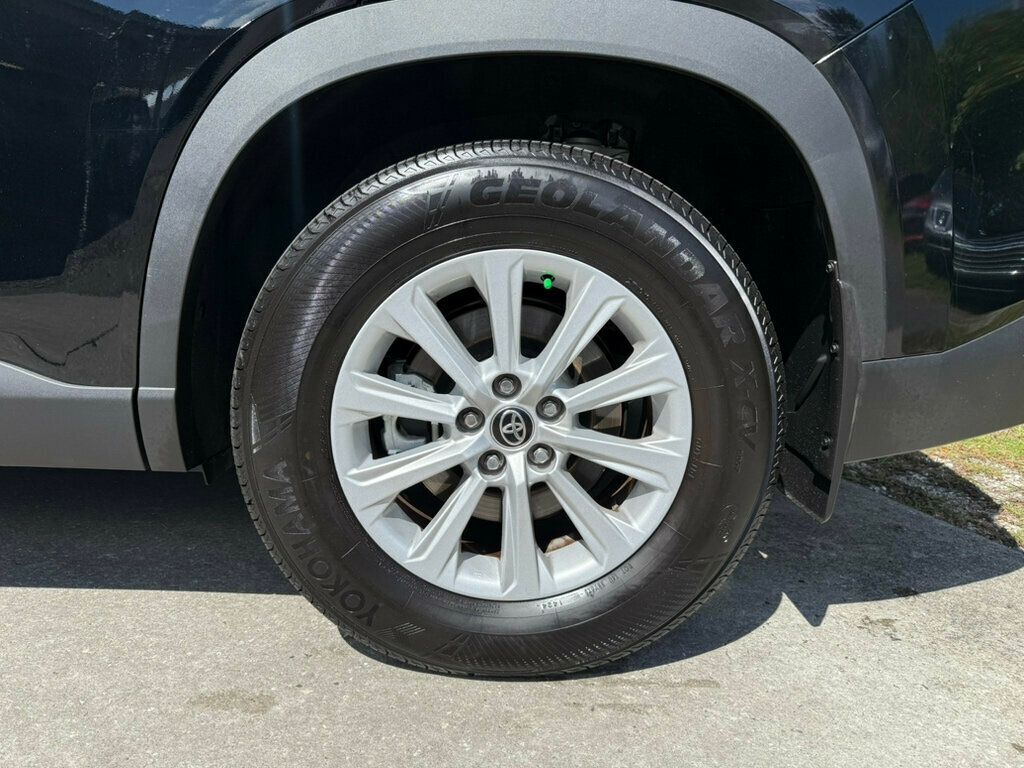 2025 Toyota Grand Highlander XLE photo 9