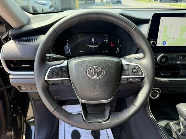 2025 Toyota Grand Highlander XLE FWD - 22908375 - 4