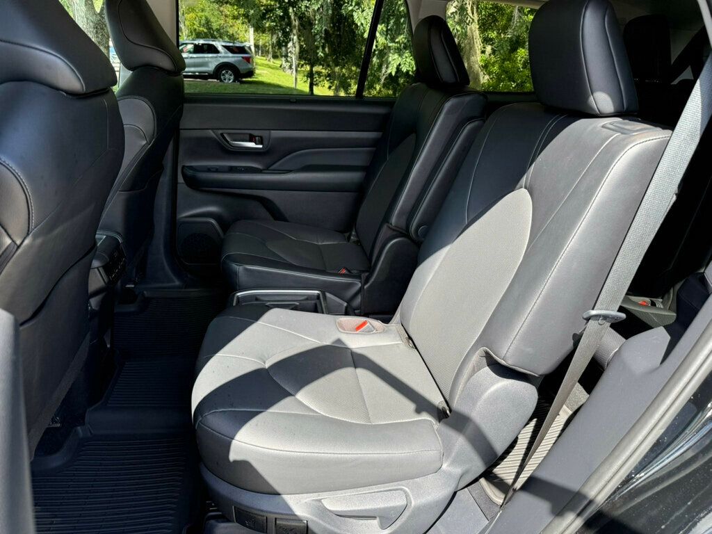 2025 Toyota Grand Highlander XLE photo 7