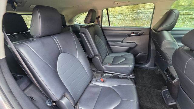 2025 Toyota Highlander 2025 Toyota Highlander XLE FWD - 23032645 - 42