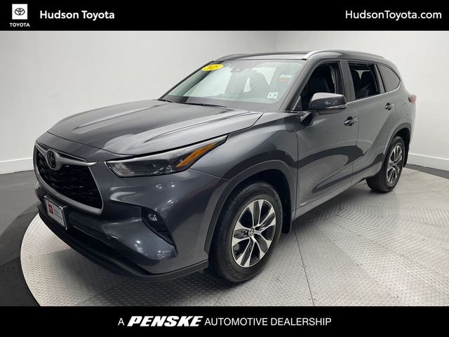 2025 Toyota Highlander Hybrid XLE AWD - 22926767 - 0