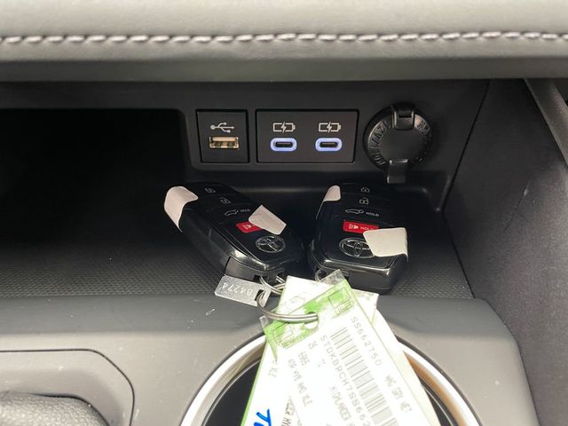 2025 Toyota Highlander Hybrid XLE AWD - 22926767 - 27