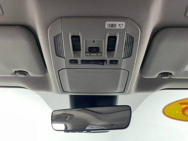 2025 Toyota Highlander Hybrid XLE AWD - 22926767 - 31
