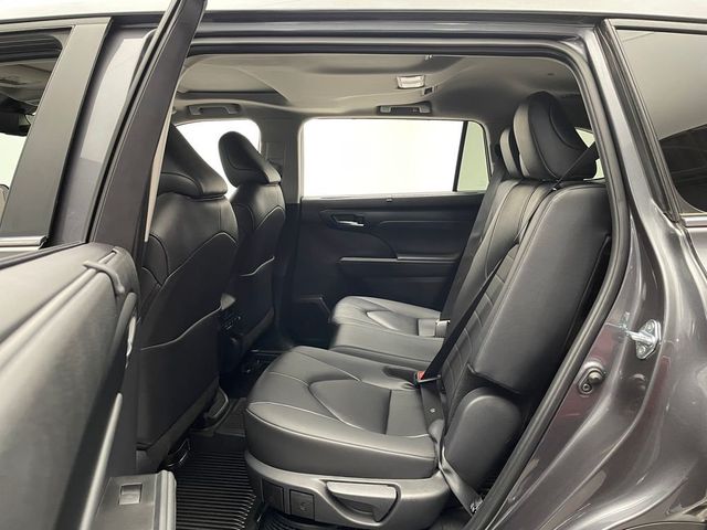 2025 Toyota Highlander Hybrid XLE AWD - 22926767 - 33