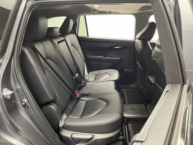 2025 Toyota Highlander Hybrid XLE AWD - 22926767 - 37