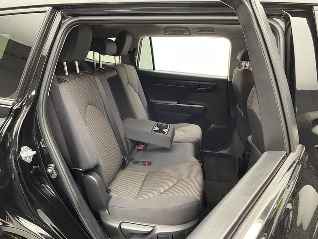 2025 Toyota Highlander LE AWD - 22950820 - 36