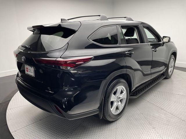 2025 Toyota Highlander LE AWD - 22950820 - 4