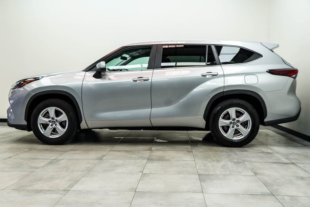 Toyota Highlander photo 10