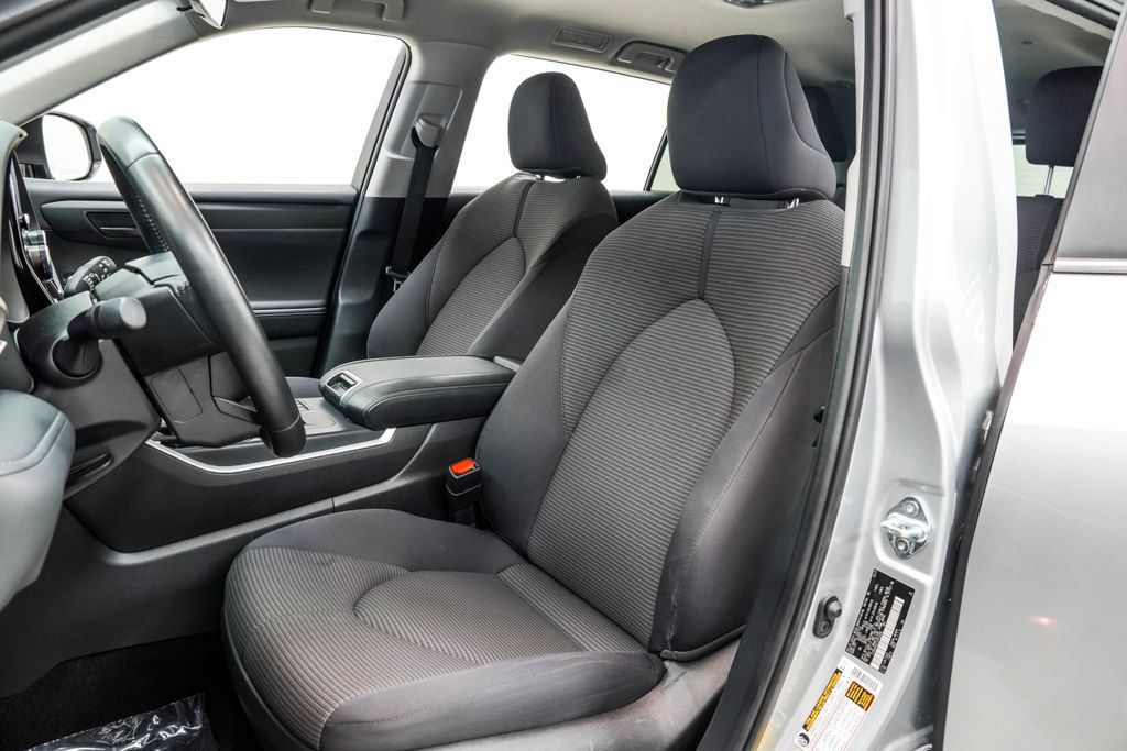 Toyota Highlander photo 16