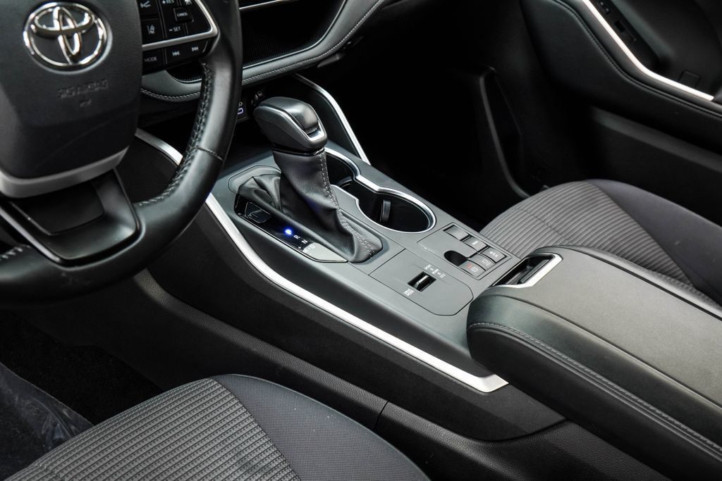 Toyota Highlander photo 21