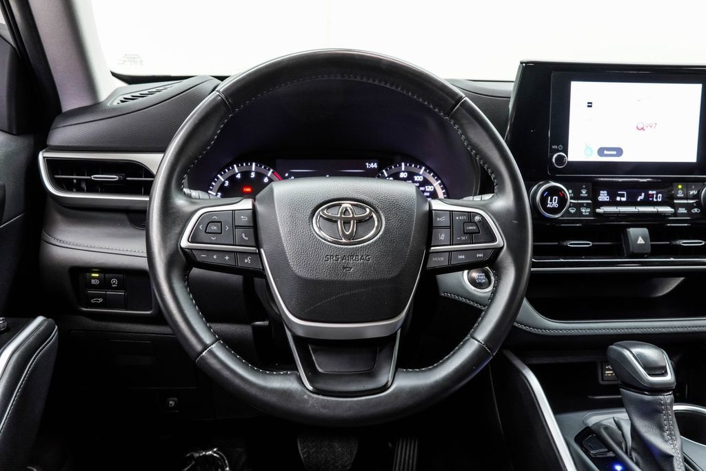 Toyota Highlander photo 23