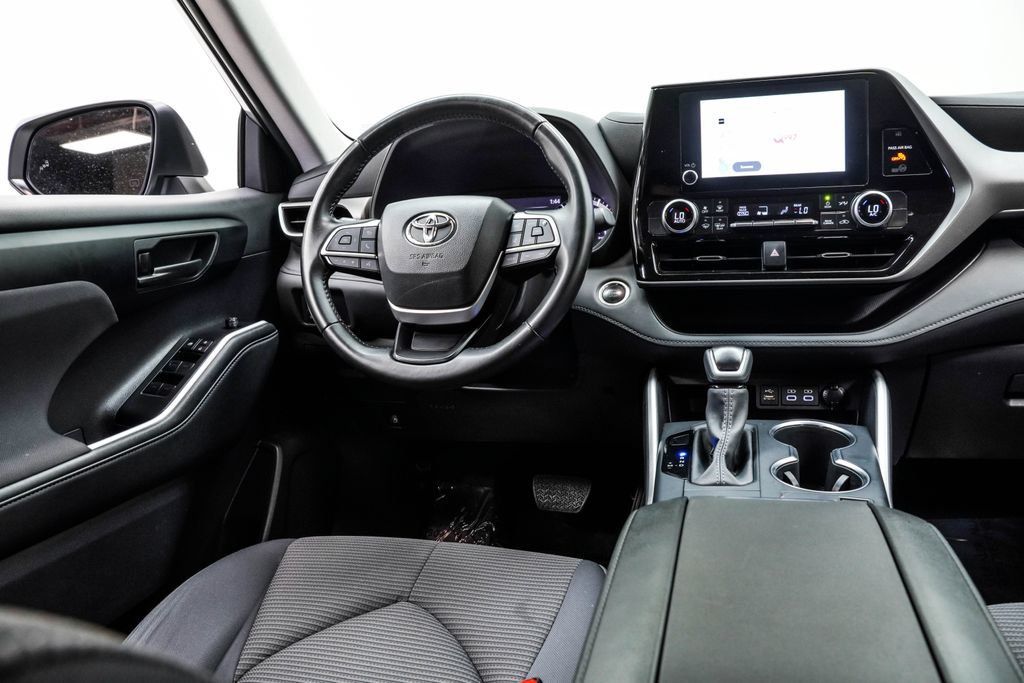 Toyota Highlander photo 24