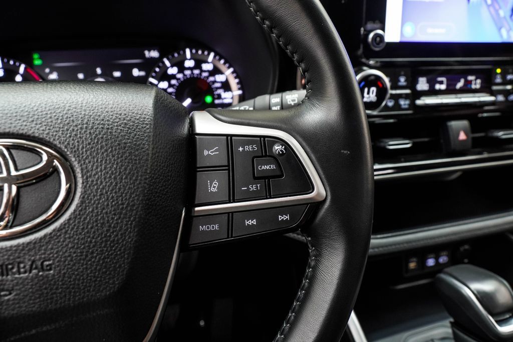 Toyota Highlander photo 36