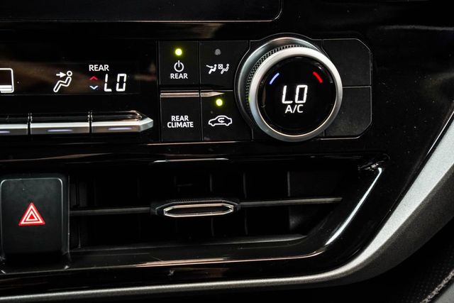 2025 Toyota Highlander LE FWD - 23071958 - 28
