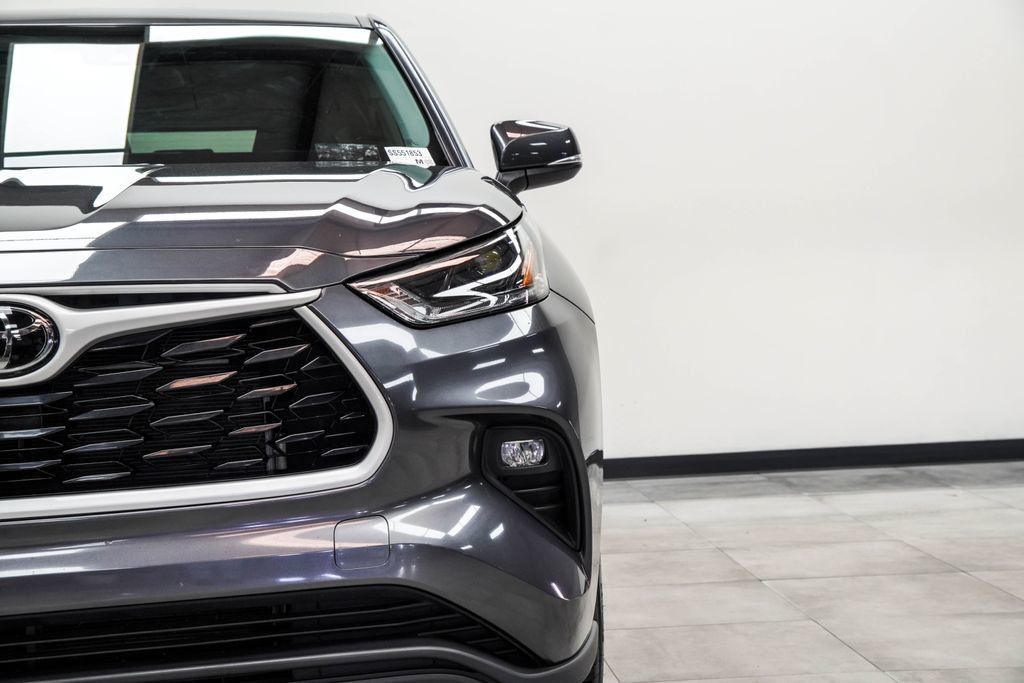 Toyota Highlander photo 7