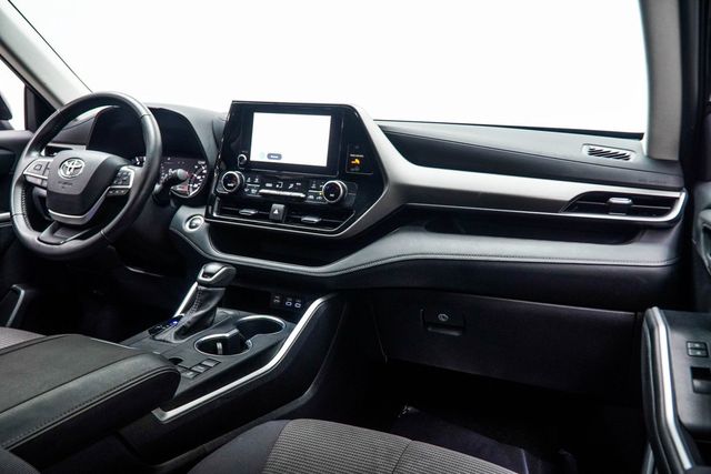 2025 Toyota Highlander LE FWD - 23044659 - 19