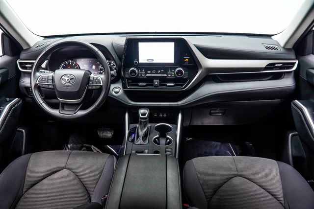 2025 Toyota Highlander LE FWD - 23044659 - 4