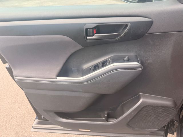 2025 Toyota Highlander LE FWD - 23074079 - 6