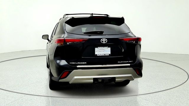 2025 Toyota Highlander Platinum AWD w/ Tow Hitch - 23063291 - 5