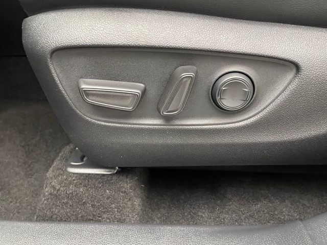 2025 Toyota Highlander XLE AWD - 22985542 - 13