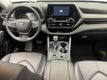 2025 Toyota Highlander XLE AWD - 22985542 - 18
