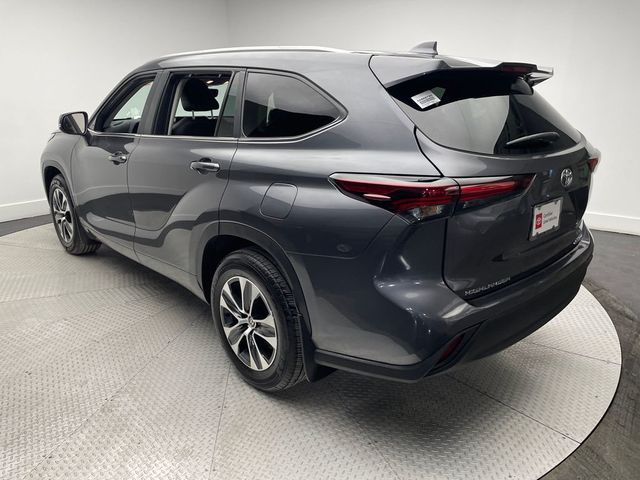 2025 Toyota Highlander XLE AWD - 22985542 - 6