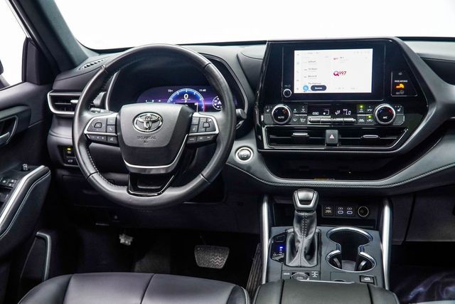 2025 Toyota Highlander XSE AWD - 23031539 - 16
