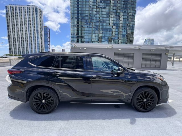 2025 Toyota Highlander XSE AWD, Great Shape, 1-Owner! - 23032864 - 14