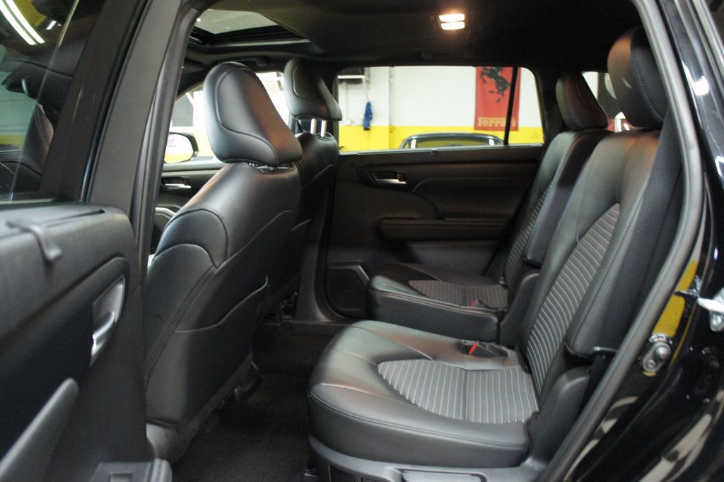 2025 Toyota Highlander XSE AWD, Great Shape, 1-Owner! - 23032864 - 36