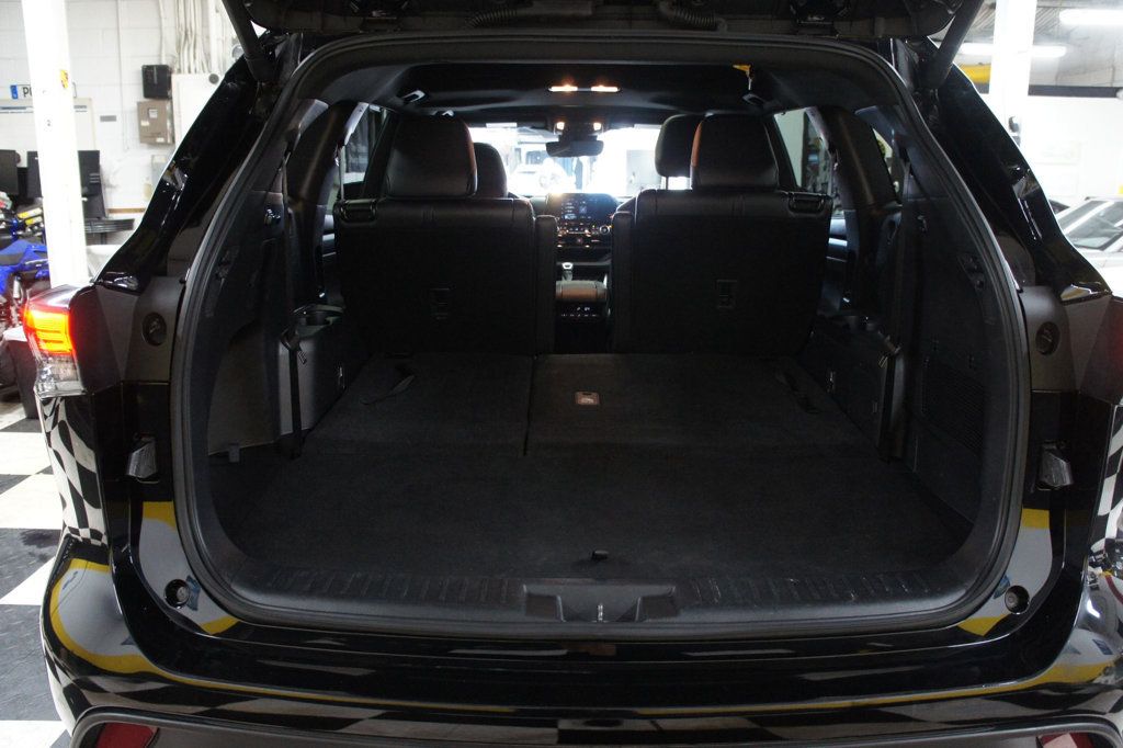 2025 Toyota Highlander XSE AWD, Great Shape, 1-Owner! - 23032864 - 42