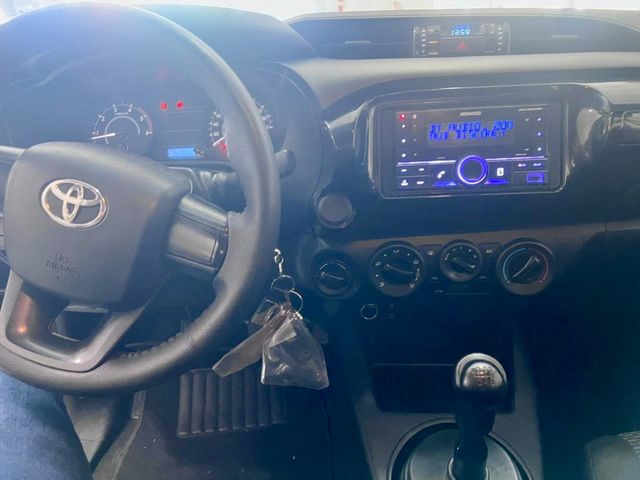 2025 Toyota Hilux 2.4 4x4 5 Speed 4x4 - 23008096 - 9