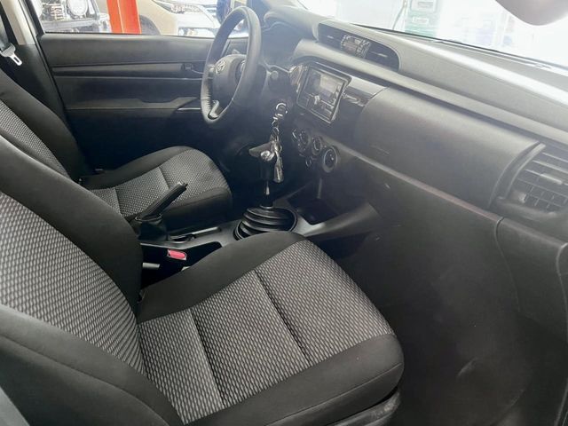 2025 Toyota Hilux 2.4 4x4 5 Speed 4x4 - 23008096 - 10