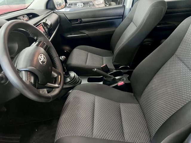 2025 Toyota Hilux 2.4 4x4 5 Speed 4x4 - 23008096 - 11