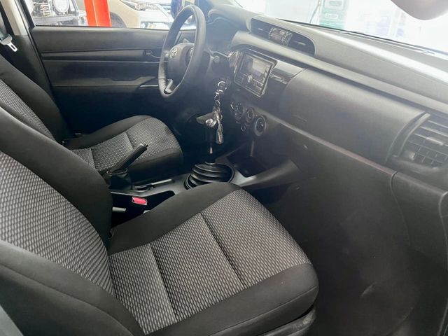 2025 Toyota Hilux 2.4 4x4 Disponible para alquiler  - 23008096 - 10