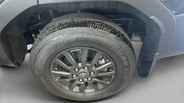 2025 Toyota Land Cruiser 4WD - 23065968 - 10