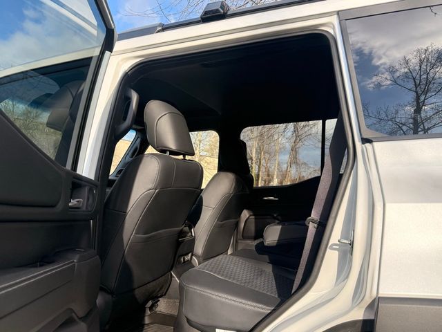 2025 Toyota Land Cruiser 4WD - 22965711 - 15