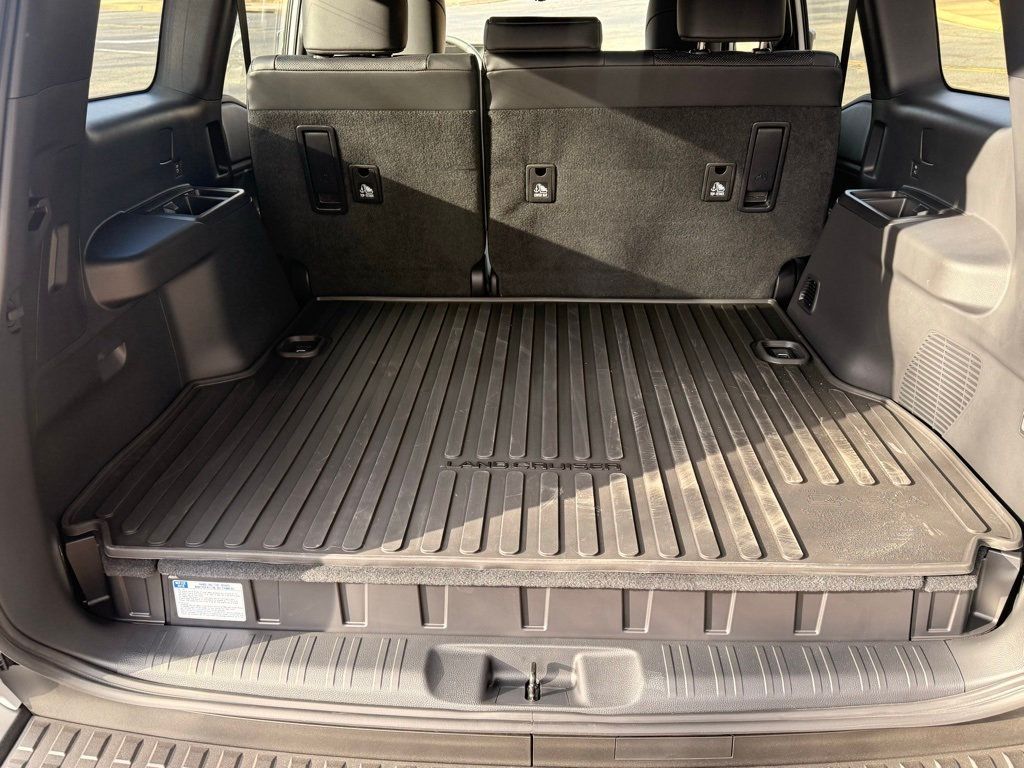 2025 Toyota Land Cruiser 4WD - 22965711 - 18