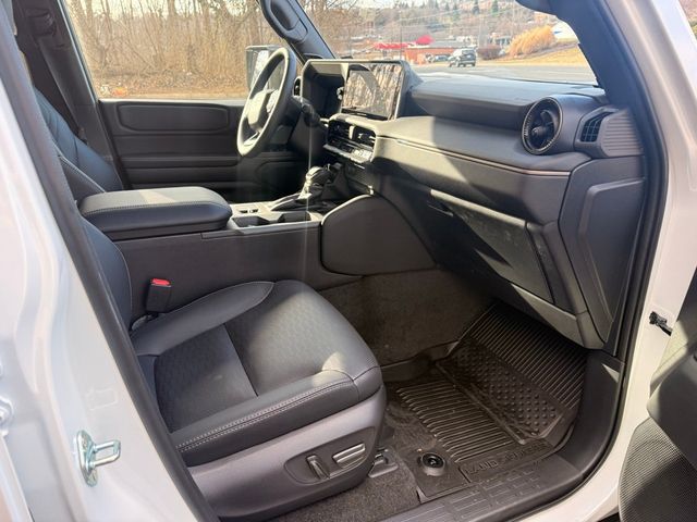 2025 Toyota Land Cruiser 4WD - 22965711 - 19