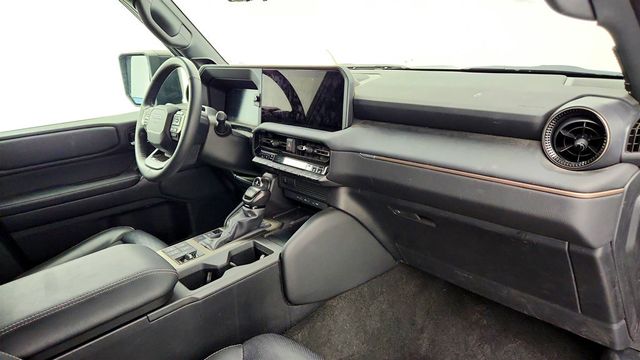 2025 Toyota Land Cruiser 4WD - 23026195 - 24