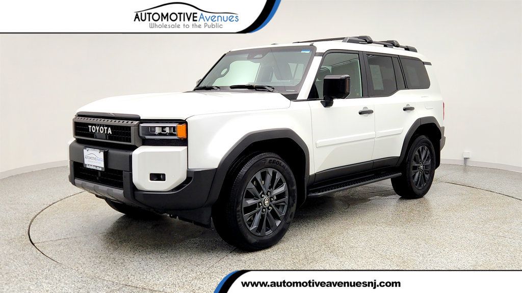 2025 Toyota Land Cruiser 4WD with Premium Package & 20'' Alloy Wheels - 22986486 | Video 1